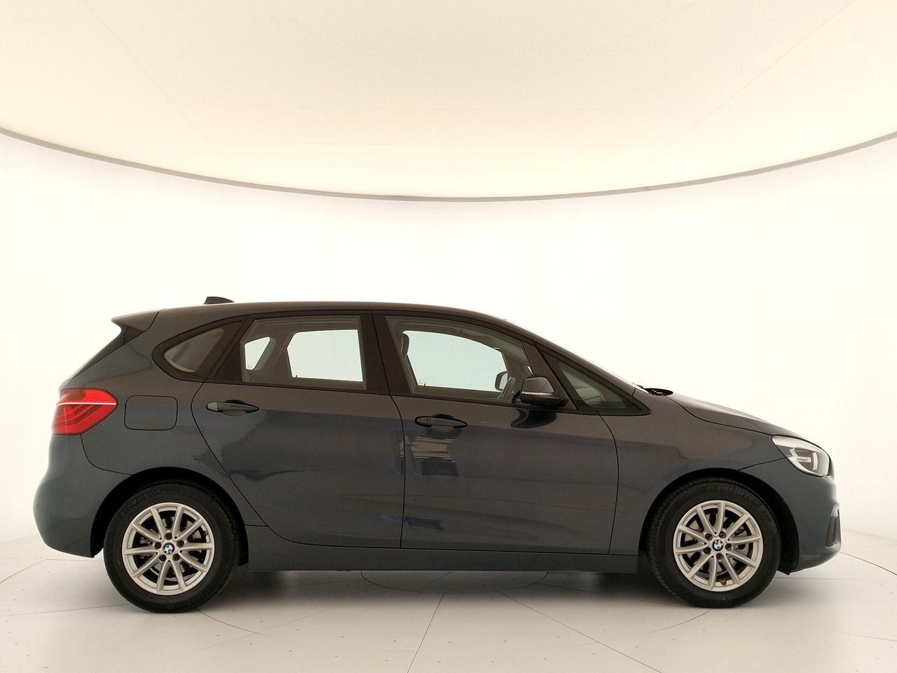Bmw 2er Active Tourer 216d Advantage