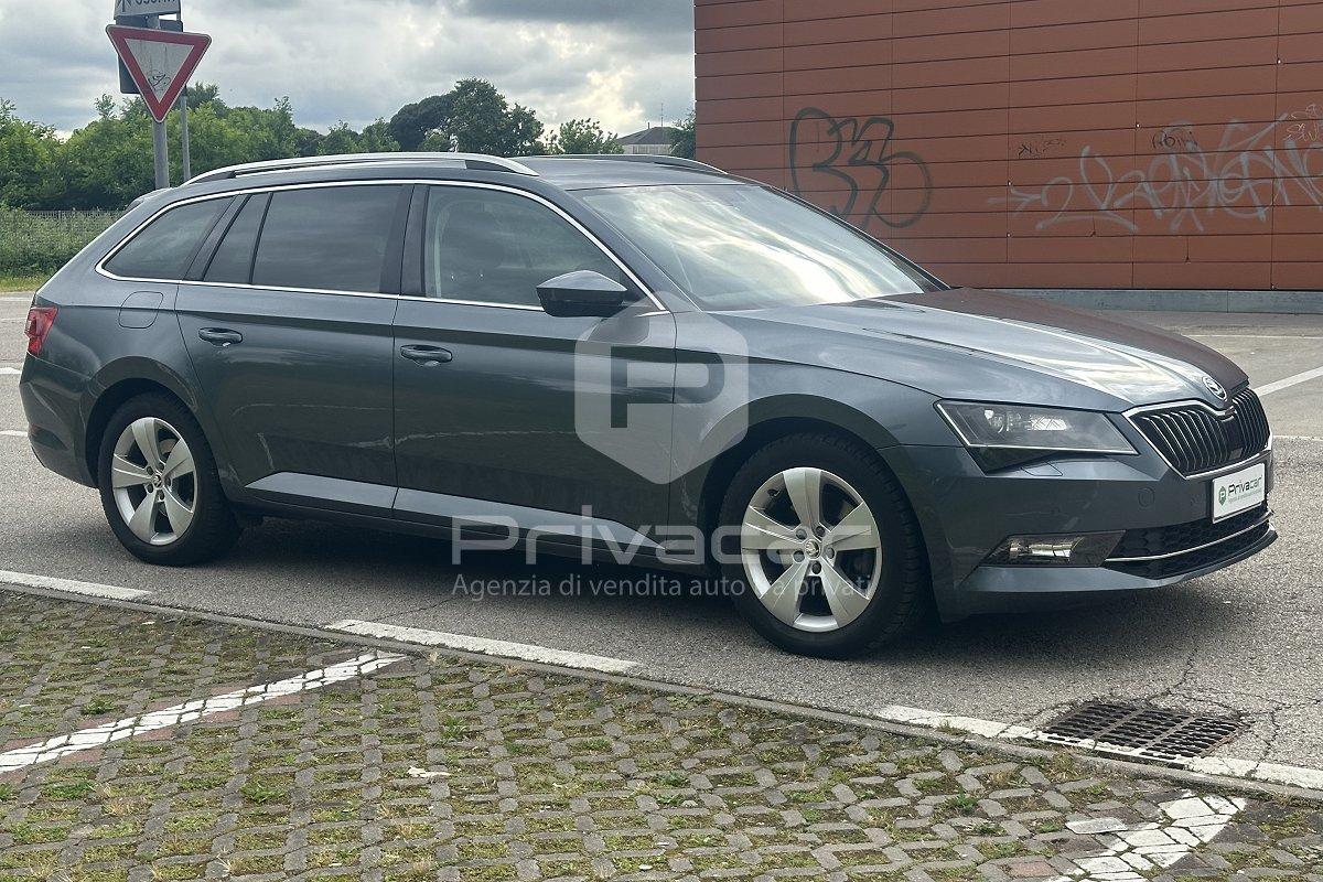 SKODA Superb 1.6 TDI DSG Wagon Executive