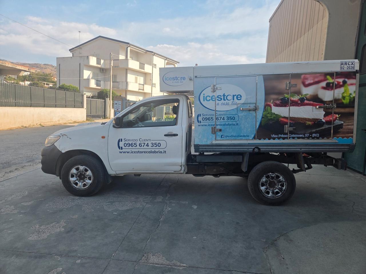 Toyota HILUX 2WD 2.4CC refrigerato -40° piastre 2014