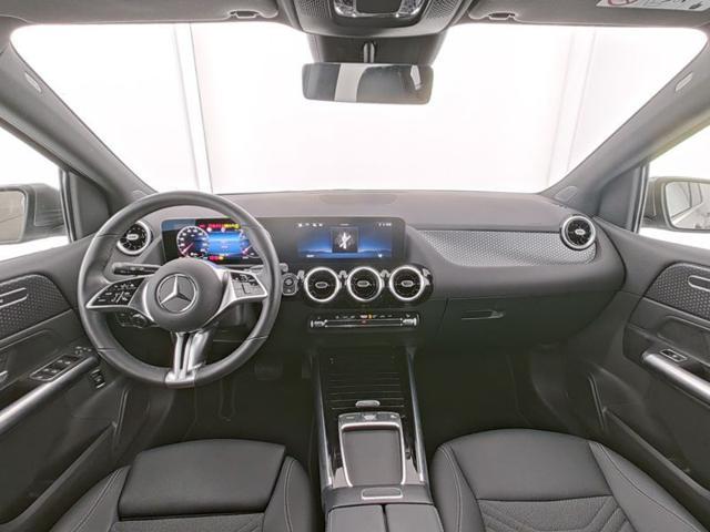 MERCEDES-BENZ B 200 Automatic Progressive Advanced