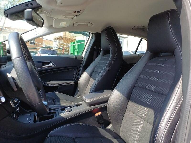 Mercedes-Benz GLA GLA 200 d Automatic Sport