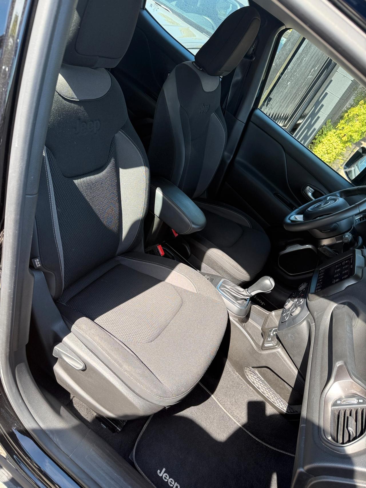 Jeep Renegade 1.5 Turbo T4 MHEV Limited