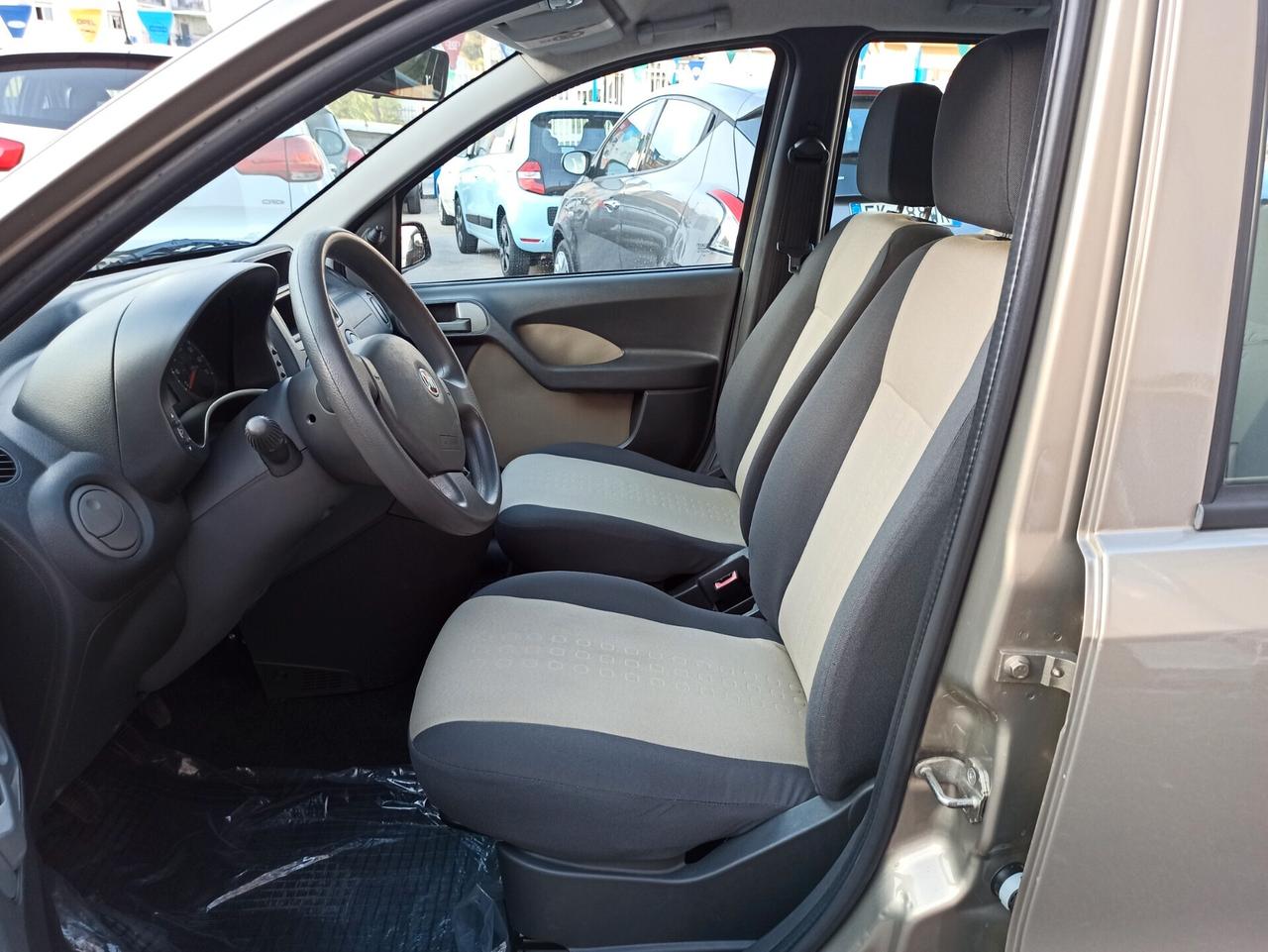 Fiat Panda 1.2 Dynamic Km 66000 Da Vetrina