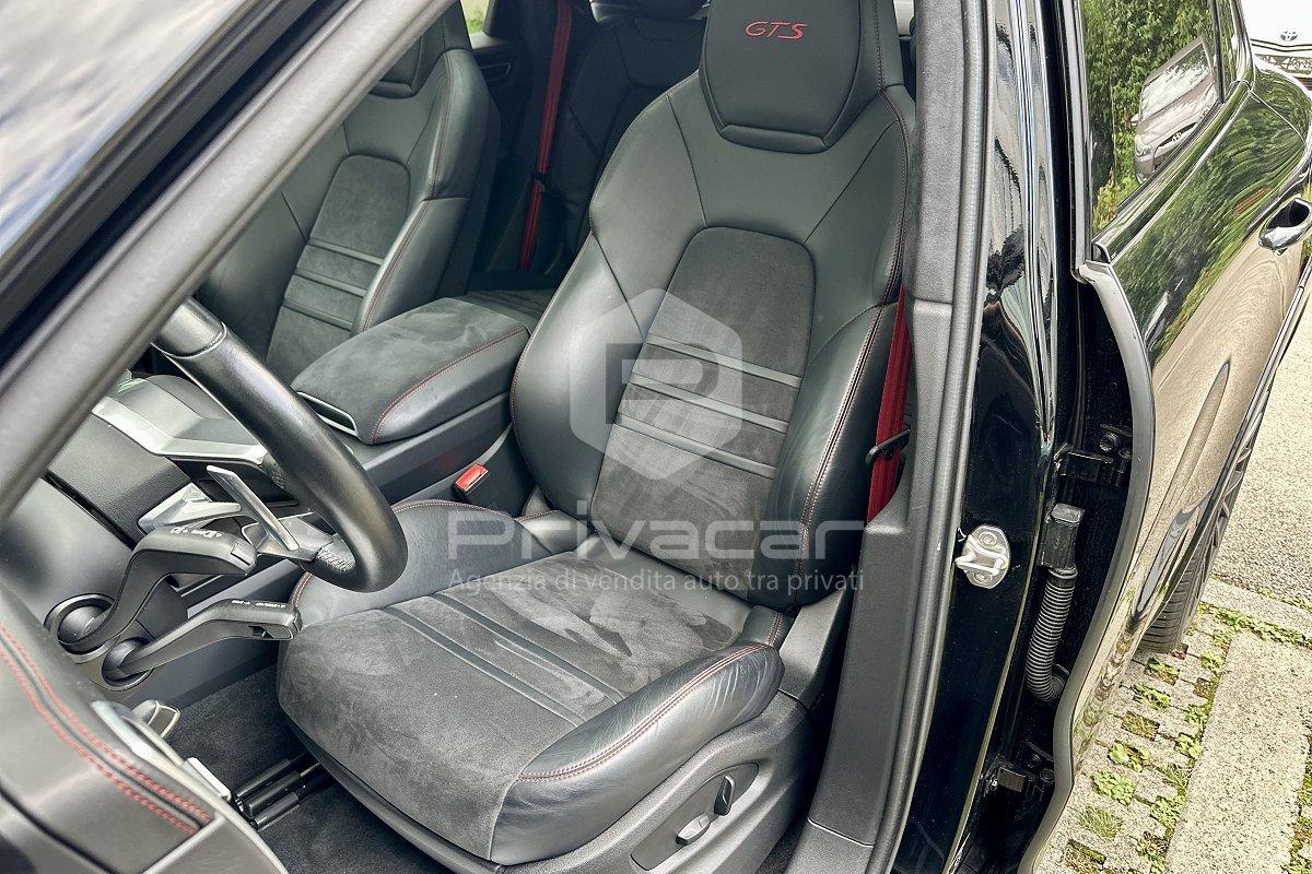 PORSCHE Cayenne Coupé 4.0 GTS
