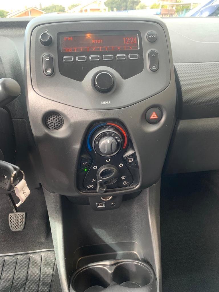 Toyota Aygo Connect 1.0