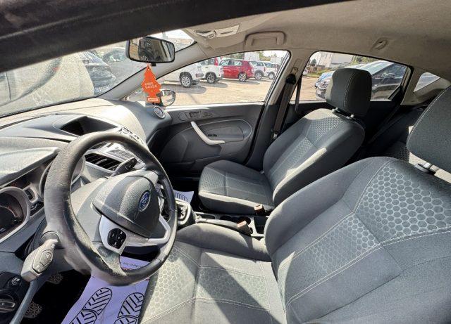 FORD Fiesta 1.4 TDCi 68CV 5 porte Titanium