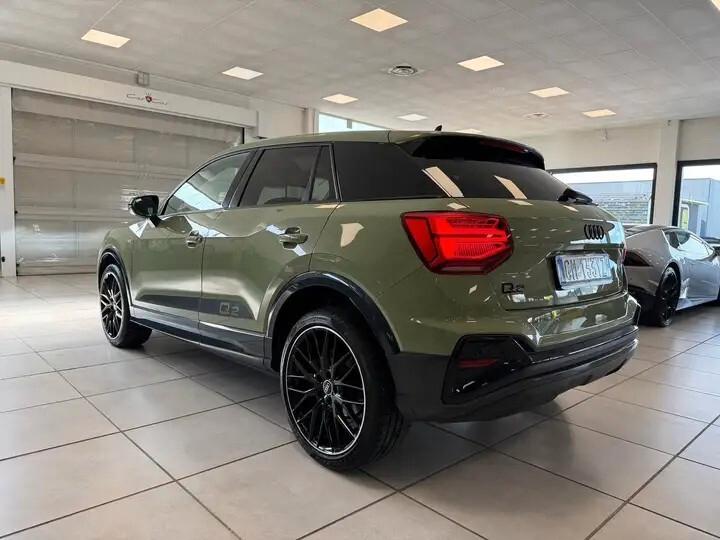 Audi Q2 35 TFSI Identity Black S line