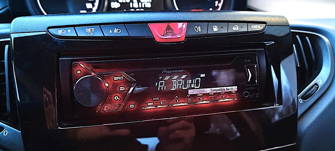 Lancia Ypsilon 1.2 69 CV 5 porte GPL Ecochic Silver