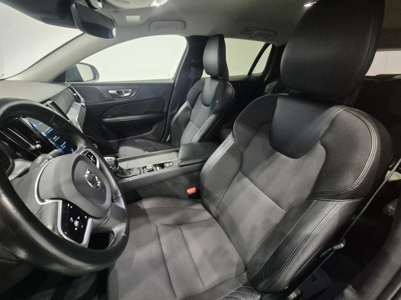 Volvo V60 Cross Country D4 AWD Geartronic Pro