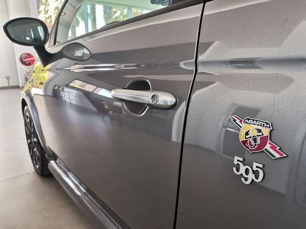 Abarth 595 1.4 Turbo T-Jet 165 CV Turismo