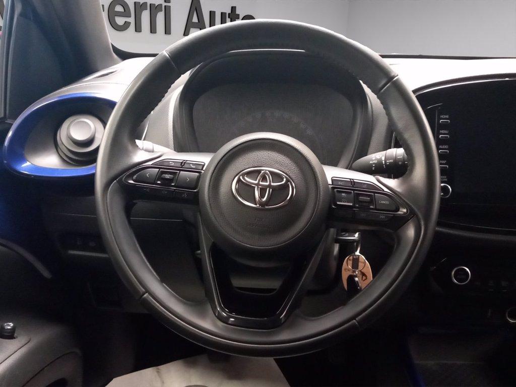 TOYOTA Aygo x 1.0 trend 72cv del 2022