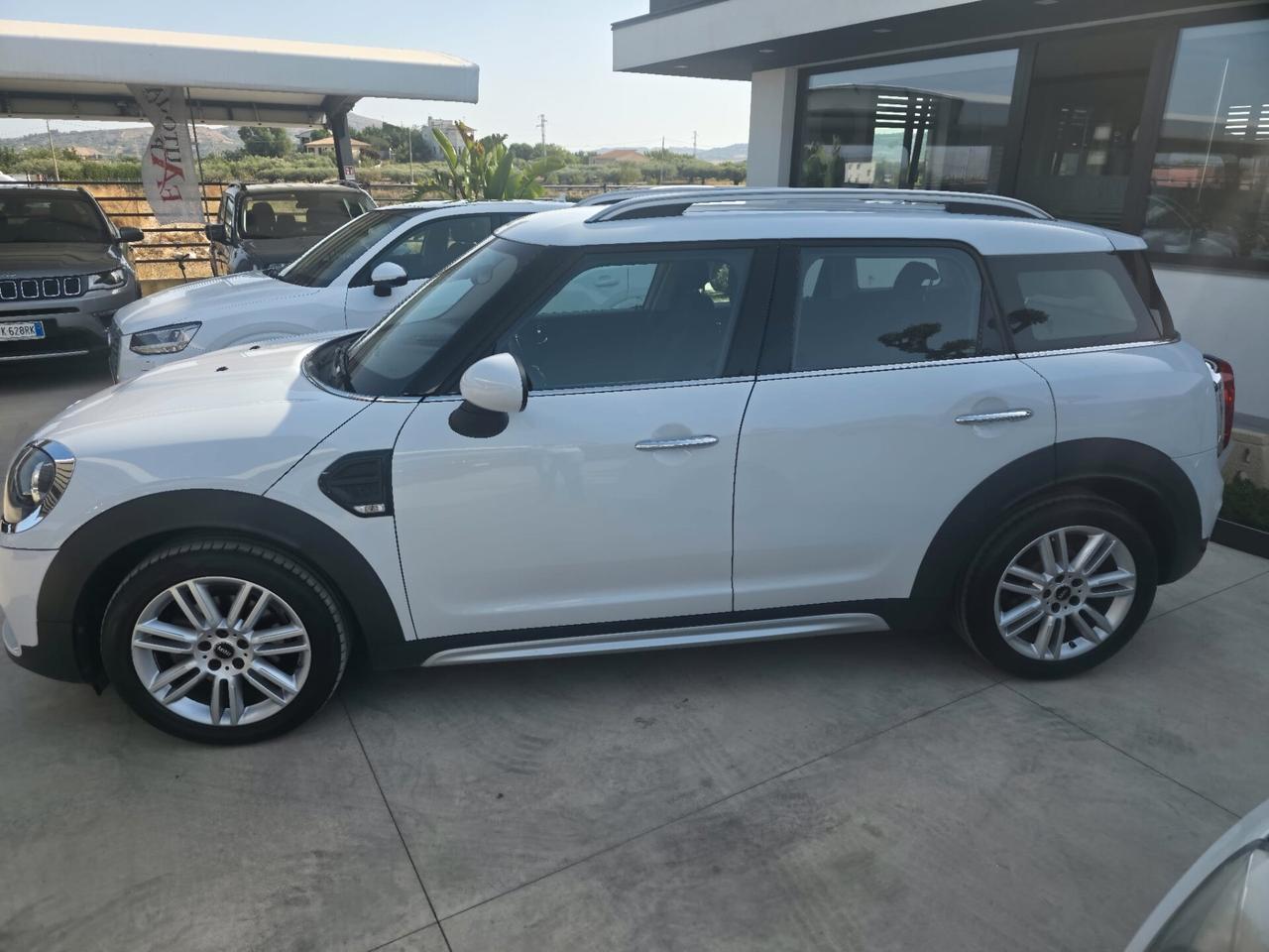 Mini Cooper D Countryman 2.0 Business Automatica