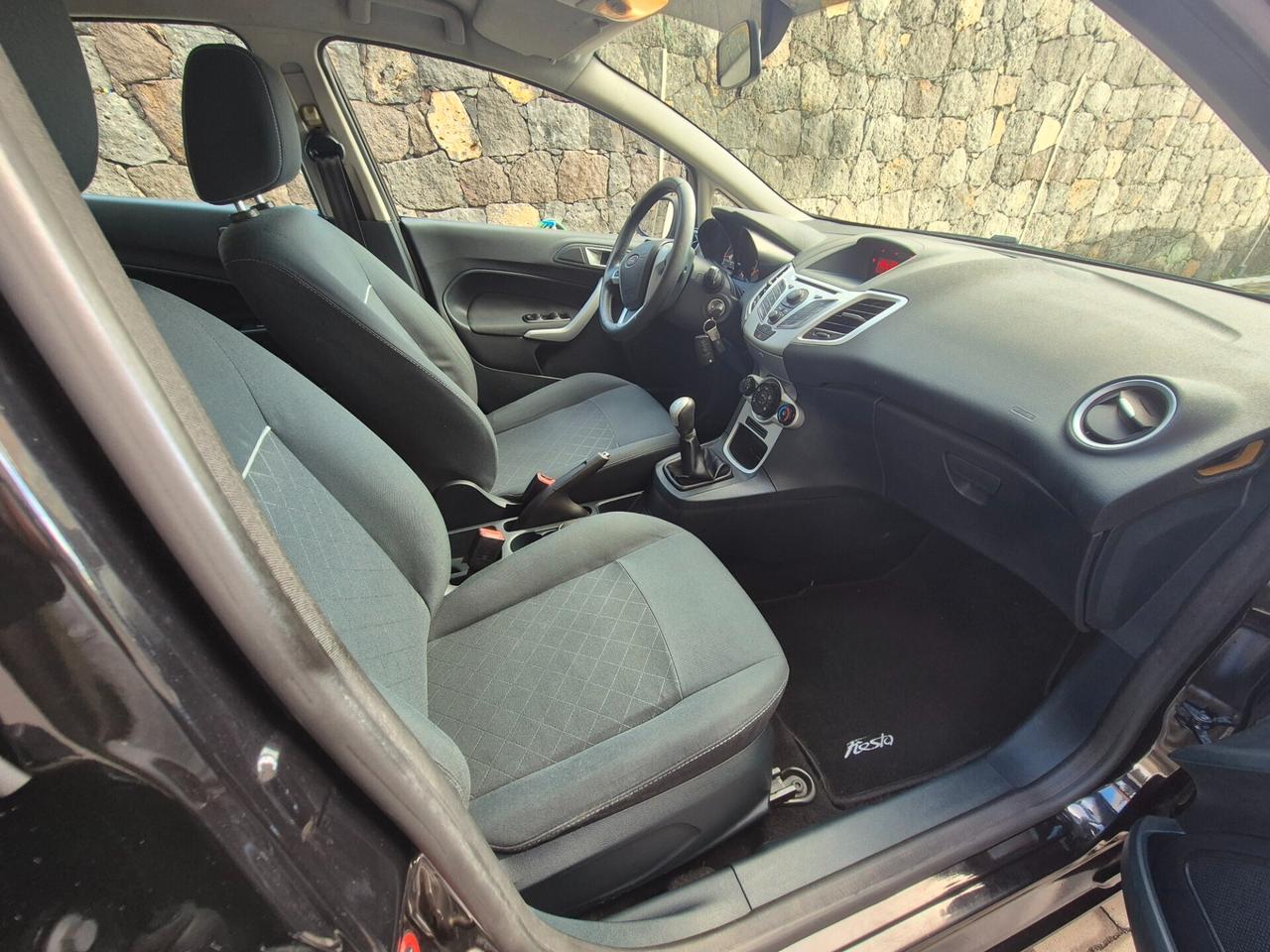 Ford Fiesta 1.2 60CV 5p. titanium 2012