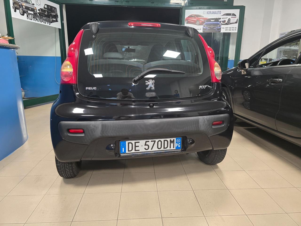 Peugeot 107 1.0 68CV 5p. Desir