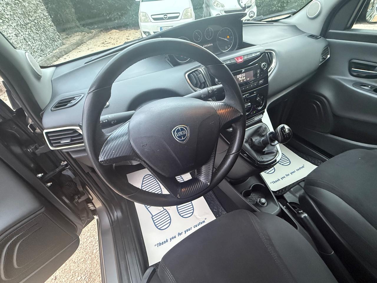 Lancia Ypsilon 1.2 69 CV 5 porte Gold