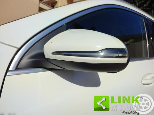 MERCEDES-BENZ GLA 200 d Automatic Sport