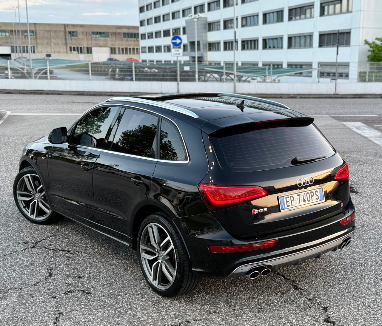 Audi SQ5 3.0 V6 TDI Biturbo quattro tiptronic