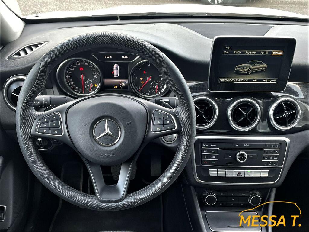 Mercedes CLA 180 180 D Executive 7G-DCT