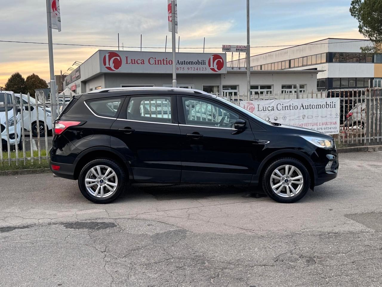 Ford Kuga 2.0 EcoBlue 120 CV aut. 2WD Titanium Business