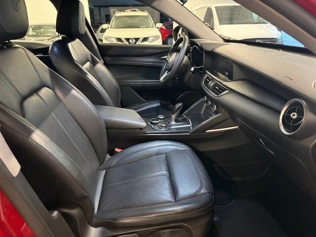 Alfa Romeo Stelvio 2.2 Turbodiesel 180 CV AT8 Q4 Business