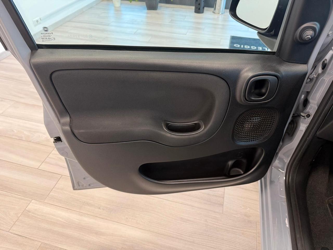 Fiat Panda 1.2 Connected by Wind