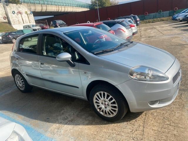 Fiat Grande Punto Grande Punto 1.3 MJT 75 CV 5 porte Dynamic