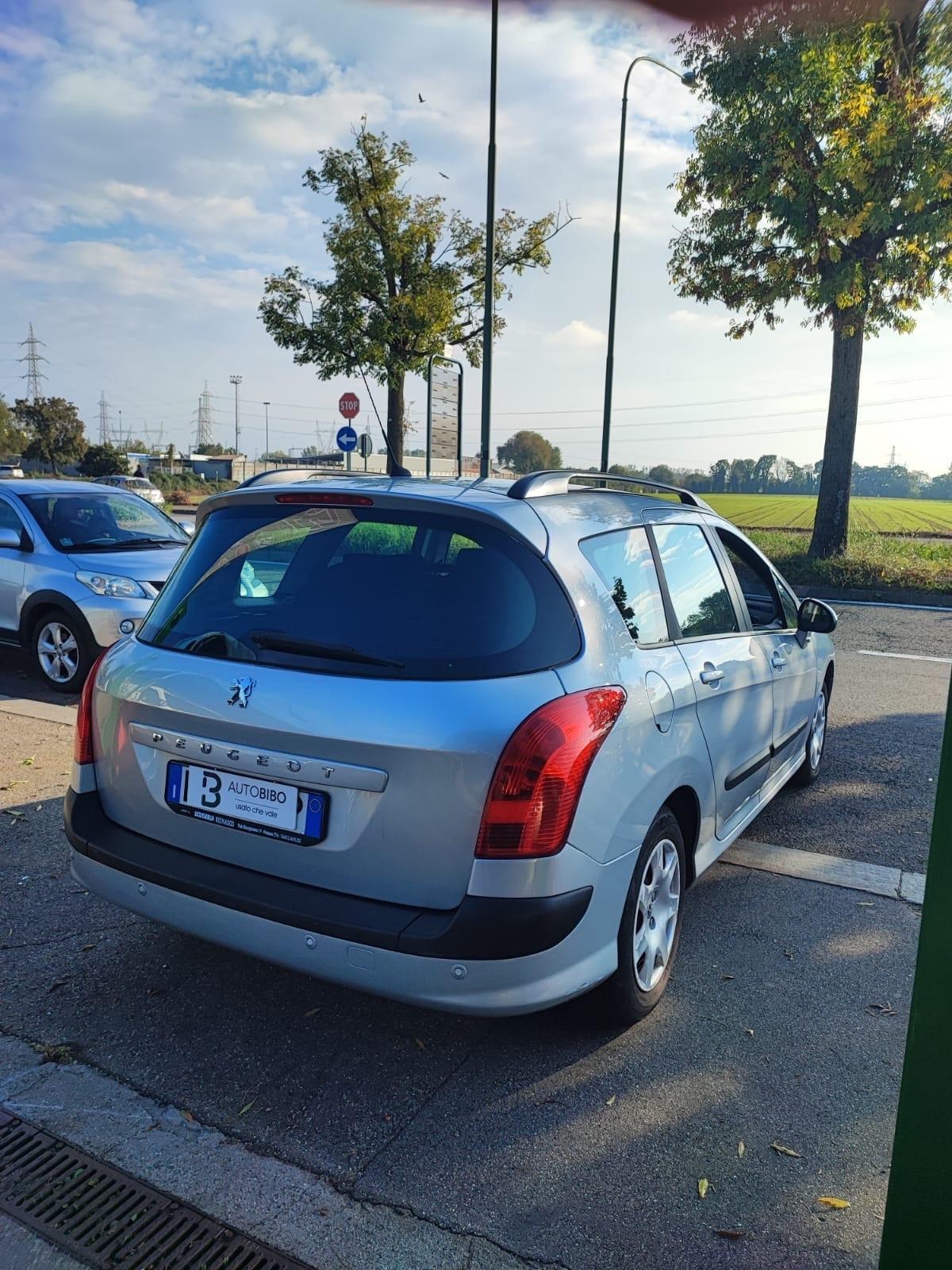 Peugeot 308 1.6 8V HDi 112CV SW Business