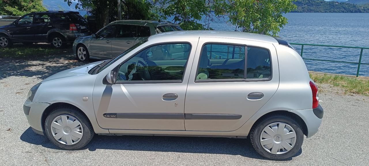 Renault Clio 1.6 16V cat 5 porte Initiale