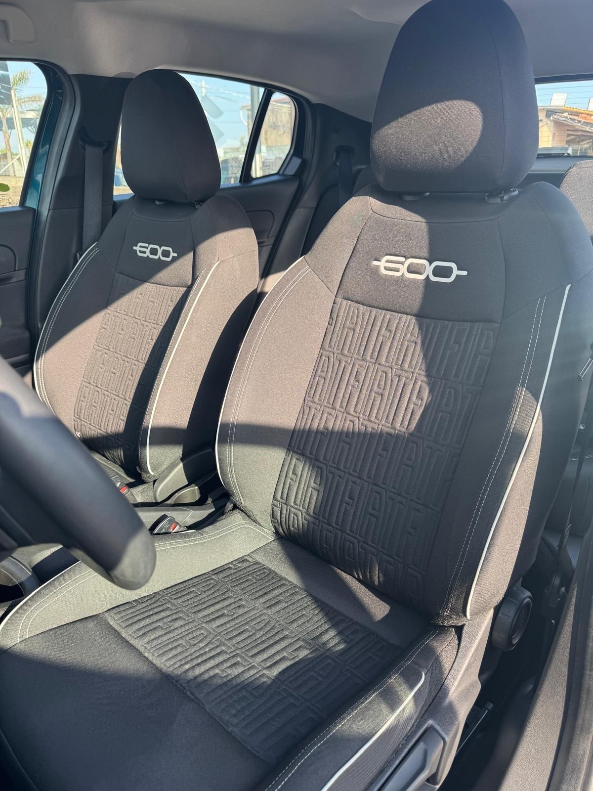 Fiat 600 Hybrid 100 CV DCT MHEV La Prima