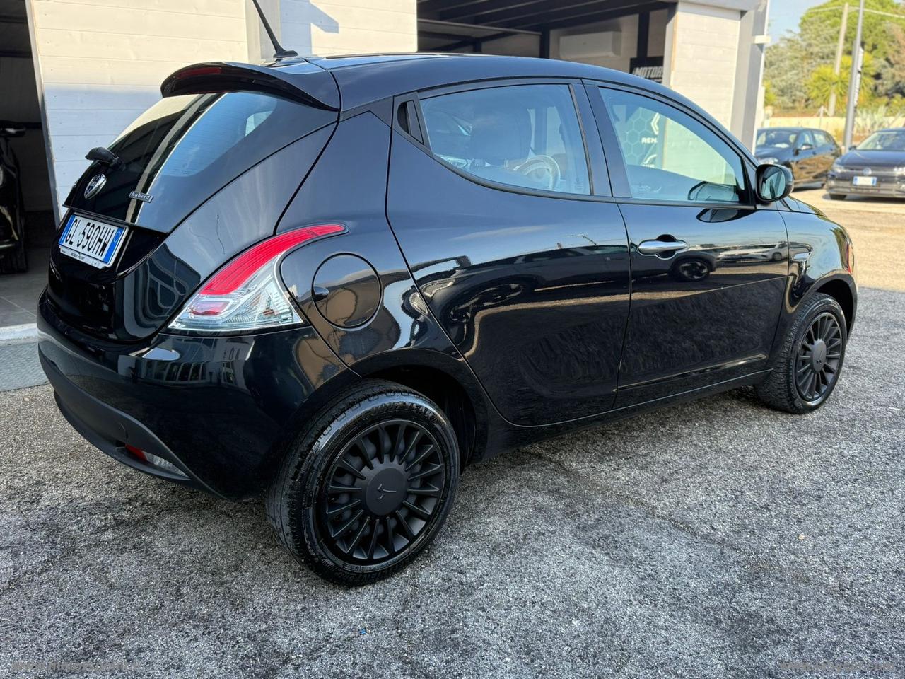 LANCIA Ypsilon 1.0 FireFly 5pS&S Hyb. Eco Silv.
