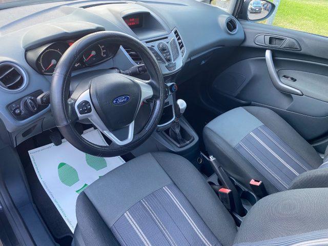 FORD Fiesta + 1.4 TDCi 68CV 5 porte