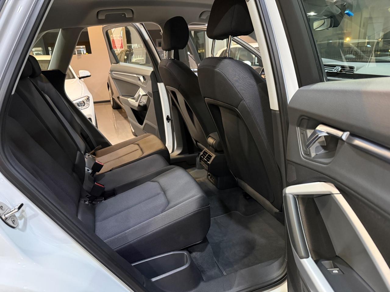 Audi Q3 35 2.0 tdi Business s-tronic 2019 !!