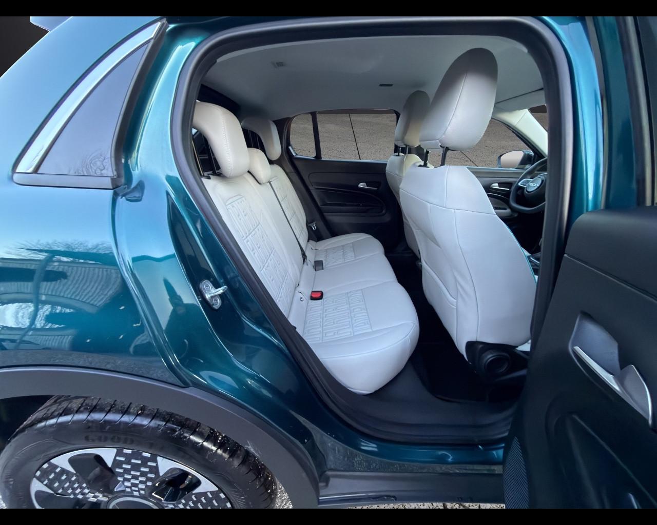 FIAT 600 Hybrid 110 CV DCT MHEV La Prima