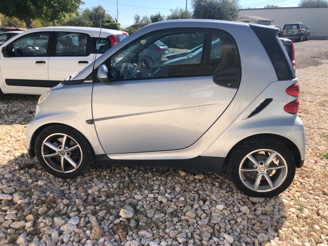 Smart ForTwo 1000 52 kW coupé limited two