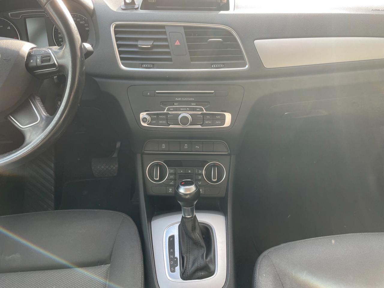 AUDI Q3 2.0 TDI 150 CV BUSINESS