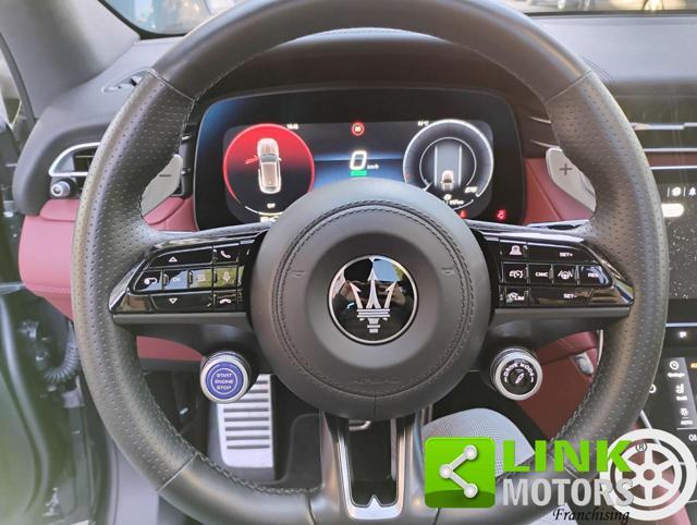 MASERATI Grecale Folgore