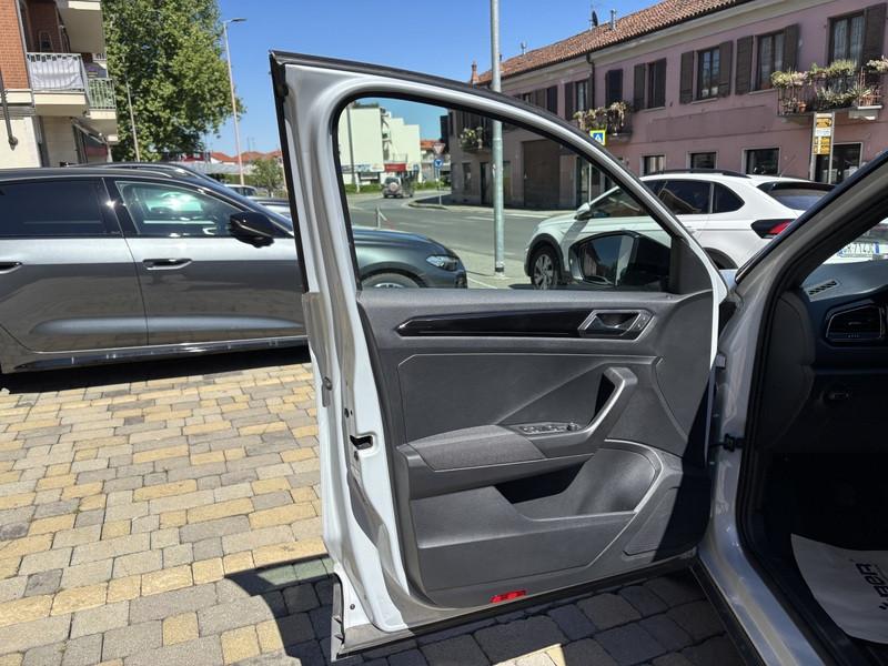 Volkswagen T-Roc 1.6 tdi Advanced