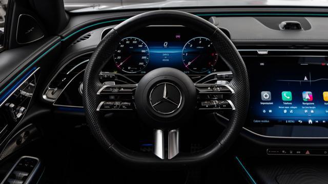 MERCEDES-BENZ E 220 d 4Matic AMG Premium Plus IVA GANCIO TETTO