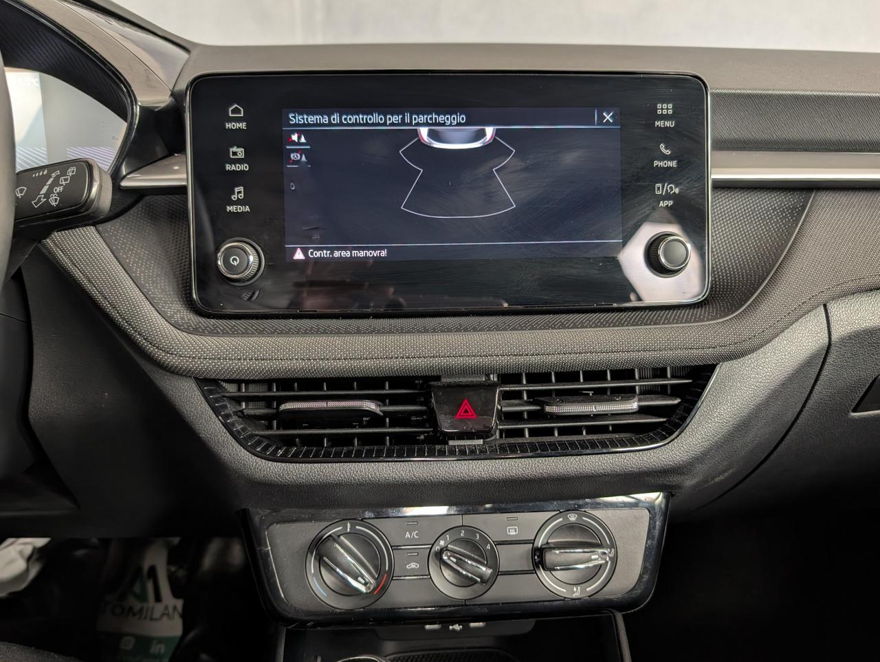 Skoda 1.0 mpi 80cv Selection