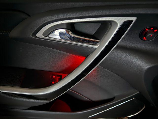 OPEL Astra GTC 1.6 Turbo 180CV 3 porte Cosmo S