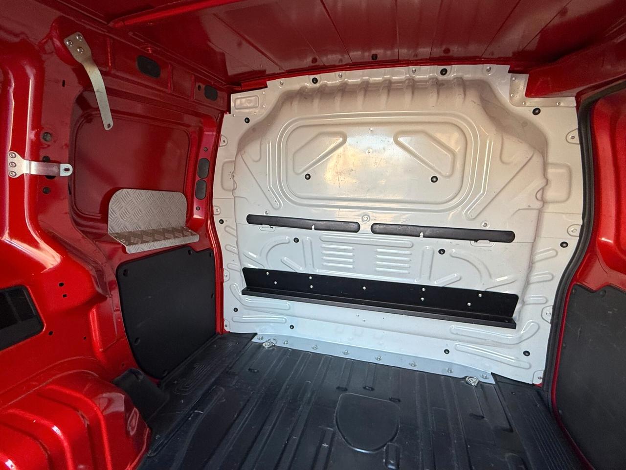 Fiat Fiorino 1.3 MJT 95CV Cargo Adventure
