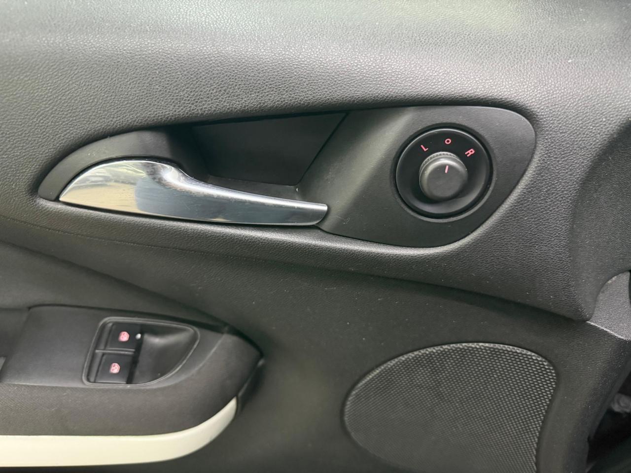 Opel Adam 1.2 70 CV NEOPATENTATI