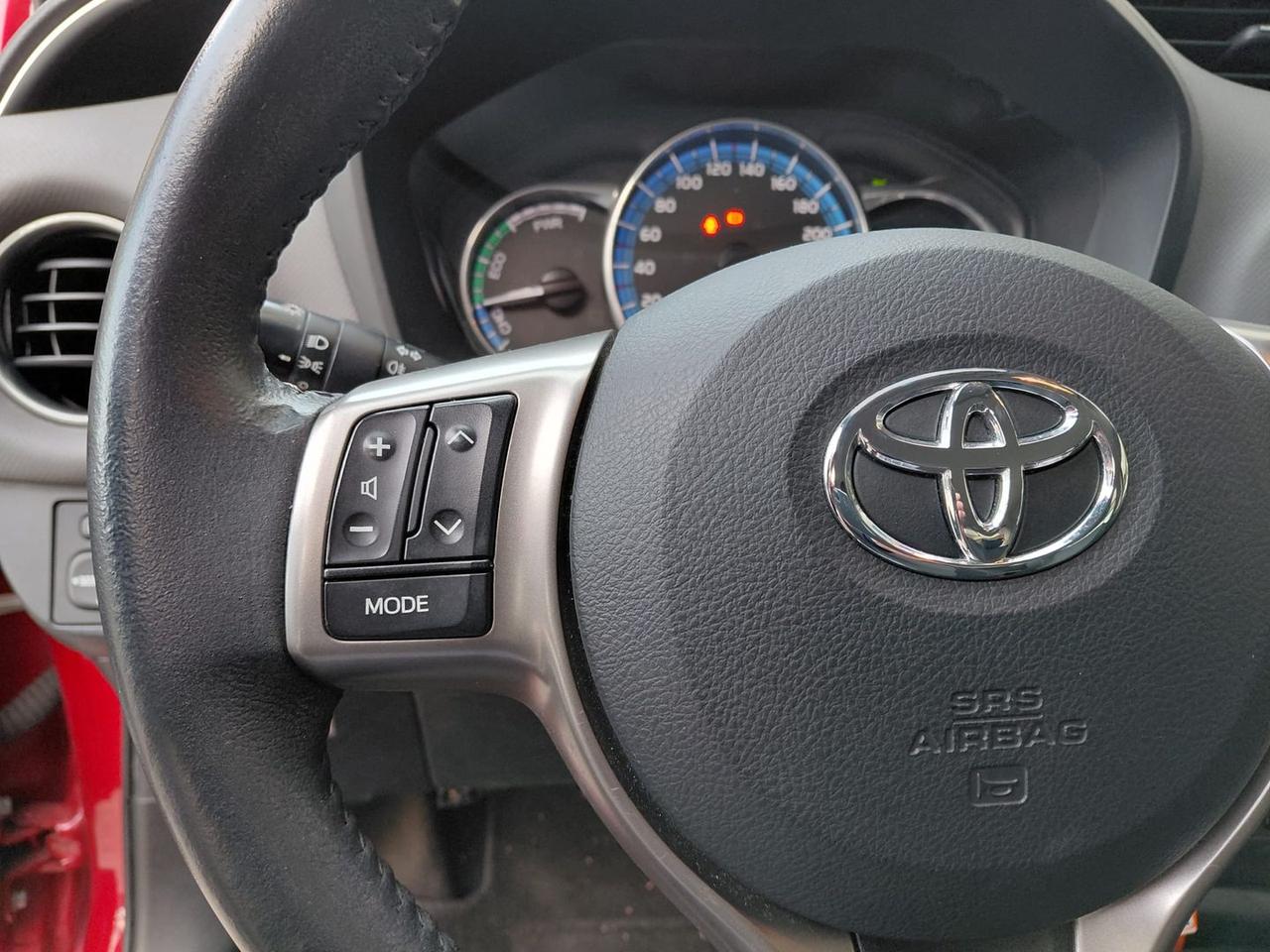 Toyota Yaris Active 1.5 VVT-i HEV #8805