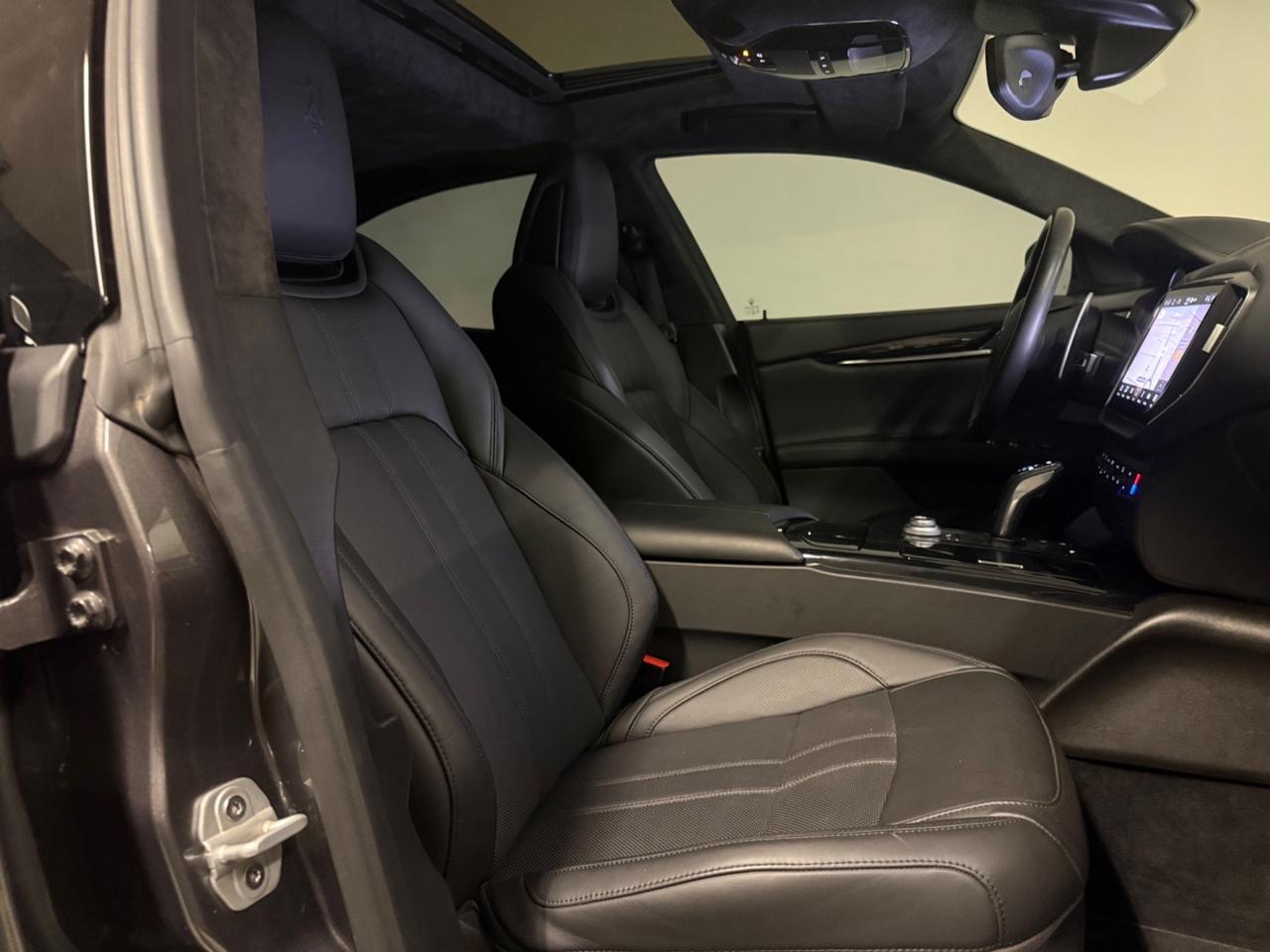 Maserati Ghibli V6 Modena