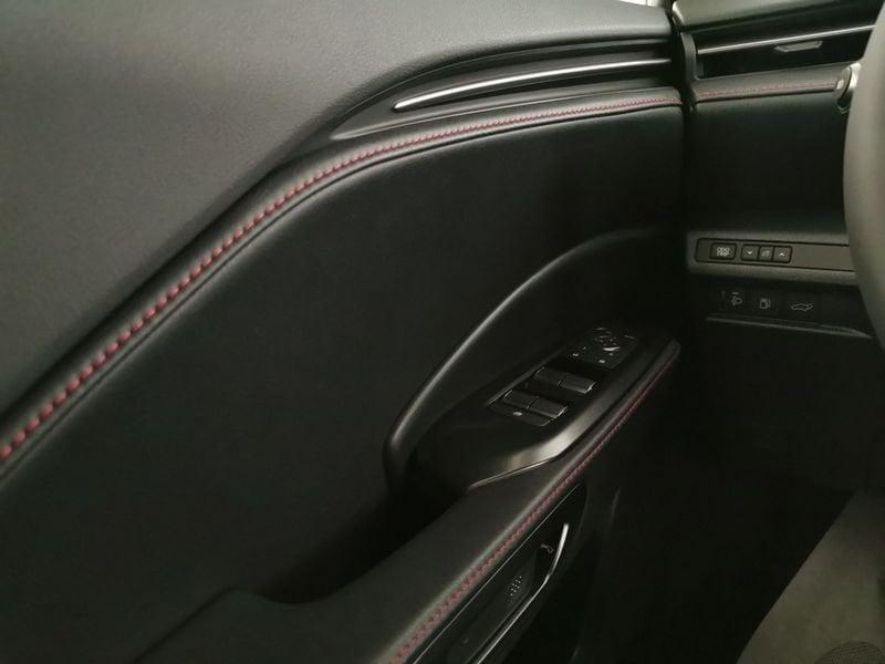 Lexus LBX 1.5 hybrid Elegant 2wd