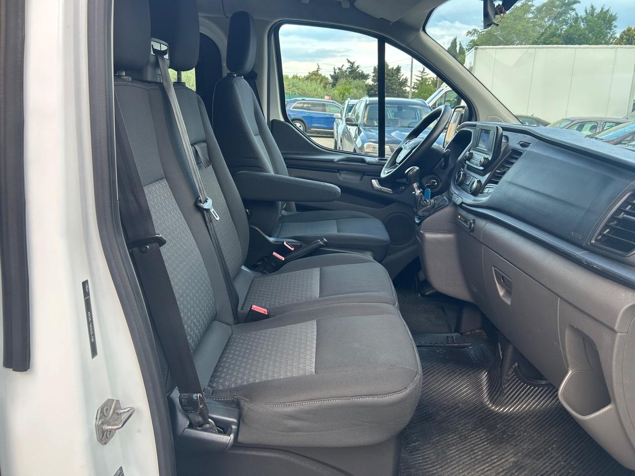 Ford Transit Custom 320 2.0 TDCi 9 Posti 2019