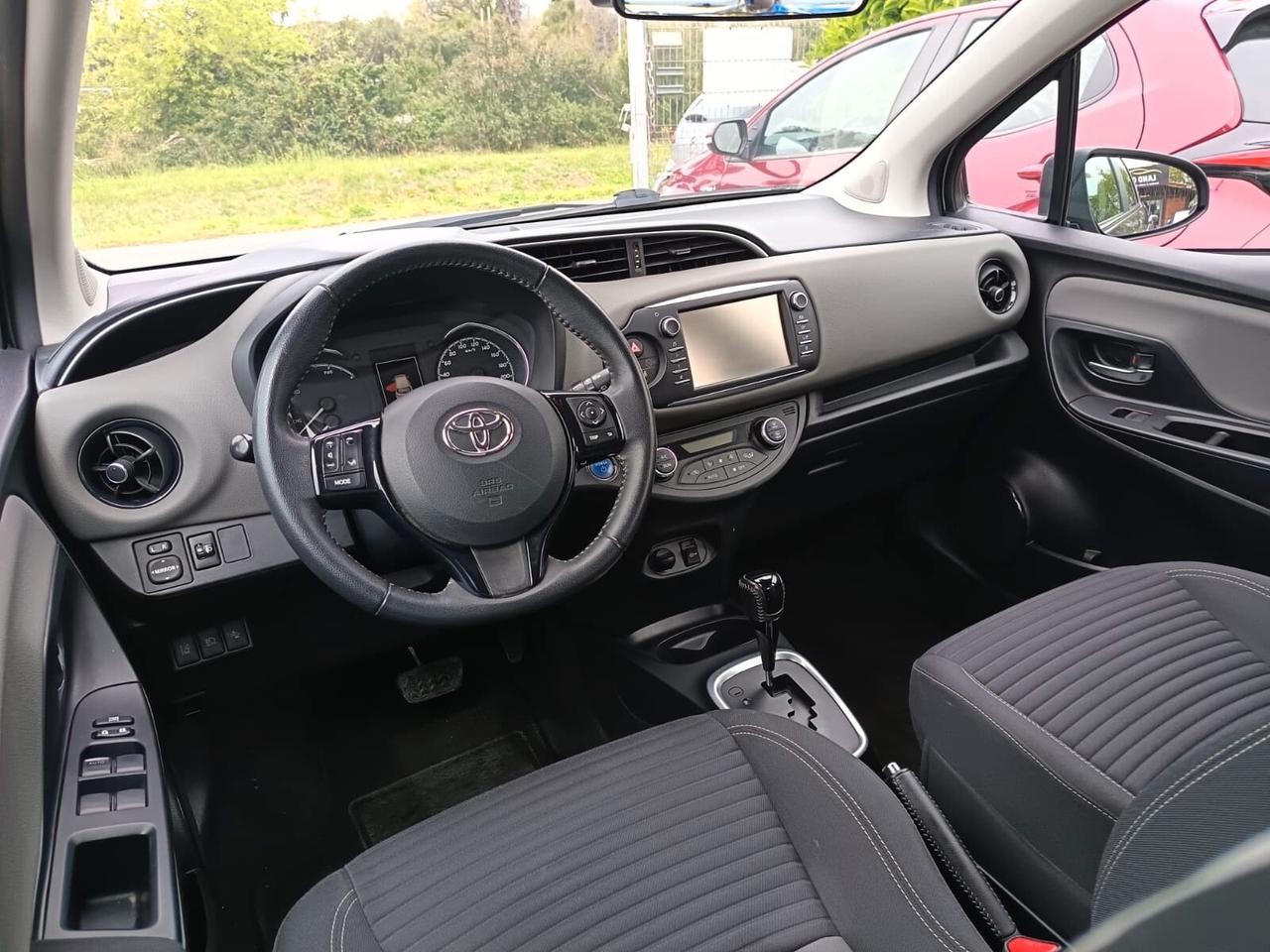 Toyota Yaris 1.5 Hybrid 5 porte Active