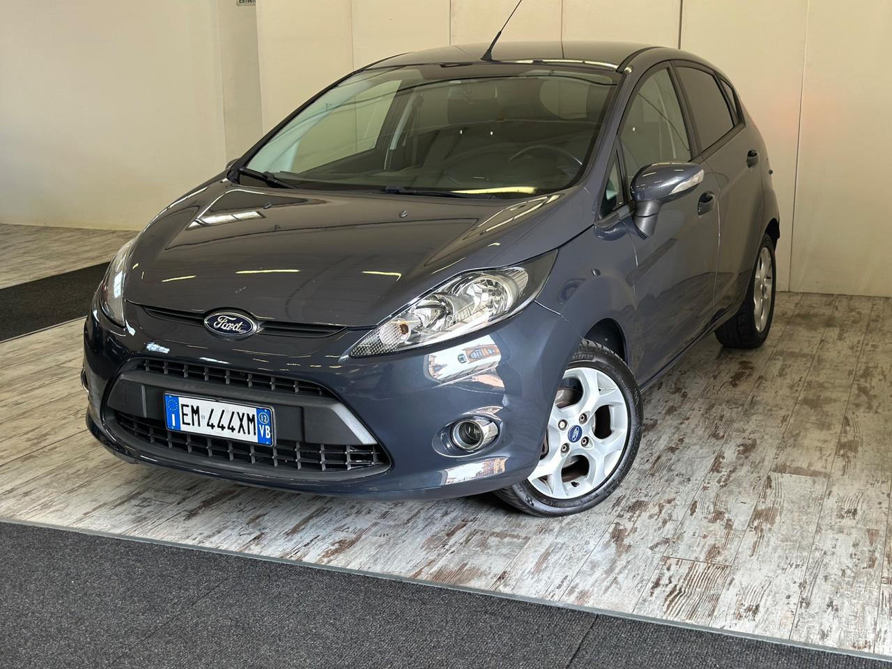 Ford Fiesta Ikon 1.4 TDCi 5 porte Ok neopatentati