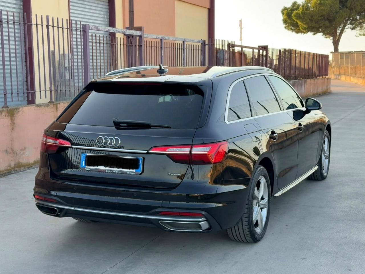Audi A4 40 TDI S tronic Business