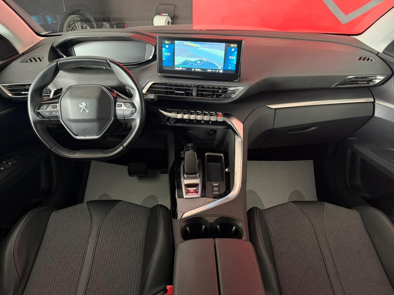 Peugeot 3008 Hybrid 225 e-EAT8 Allure Pack